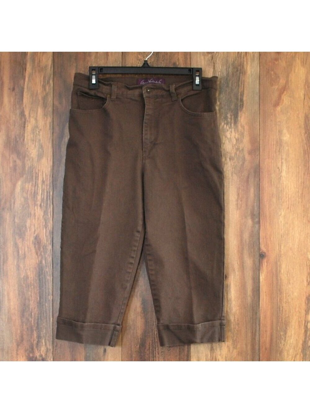 Gloria Vanderbilt Women's Brown Amanda Capri Jeans 10